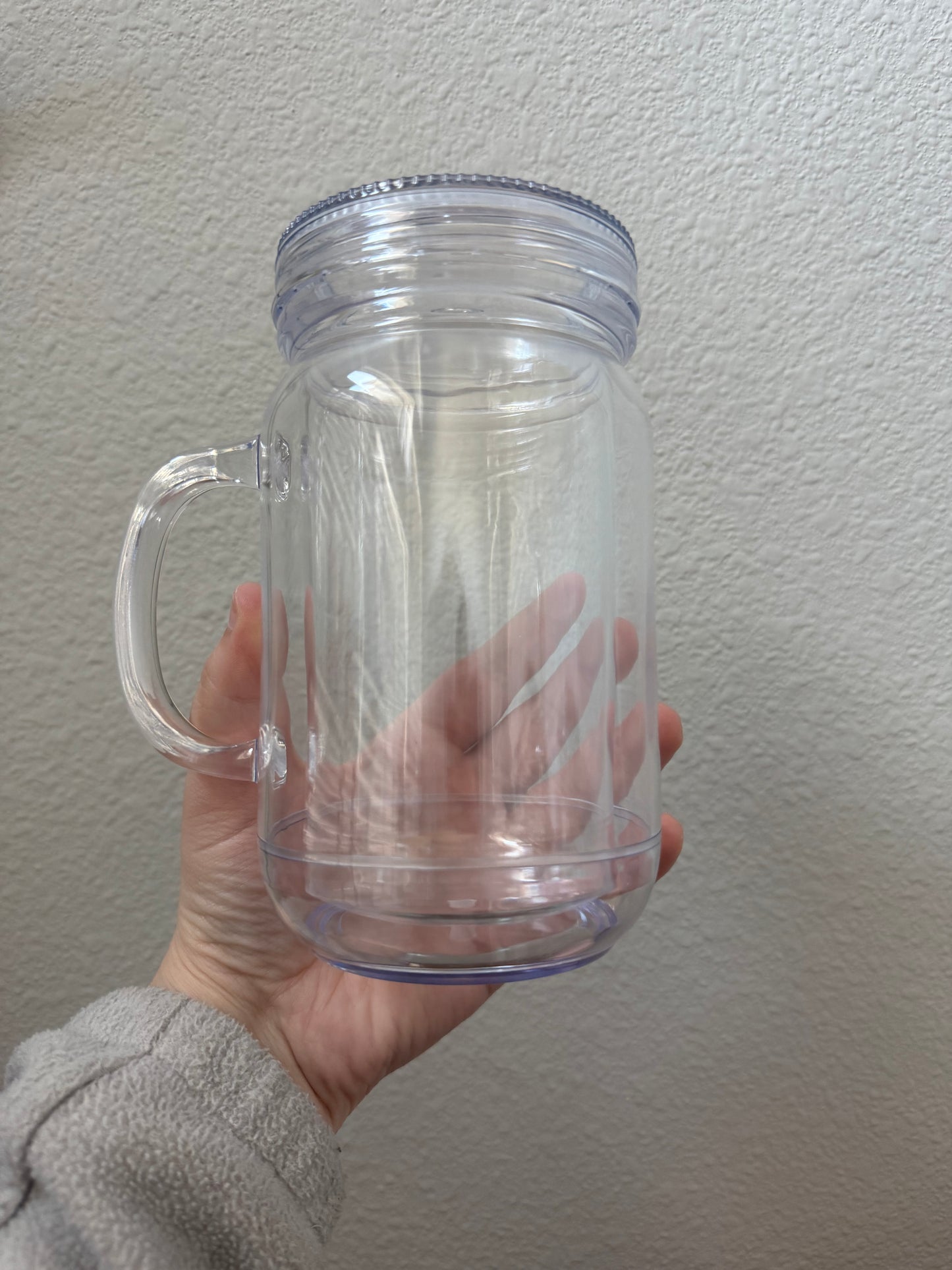 Plastic Mason Jar w/ Handle 20oz
