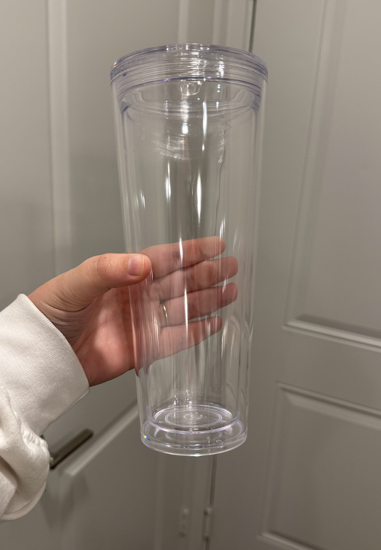 Plastic cup 24 oz